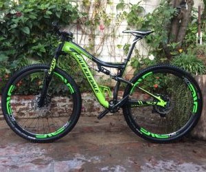 Novedades del ciclismo mantienen a aficionados, atletas y profesionales al tanto de competencias, innovaciones en equipamiento y cambios en reglas o equipos, fomentando el interés, la participación y el crecimiento del deporte a nivel global. Mantenete al dia con nuestra pasion por el ciclismo...!